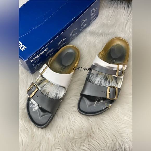 Birkenstock Women's Essentials Arizona Footbed Sandal - Picture 2 of 4